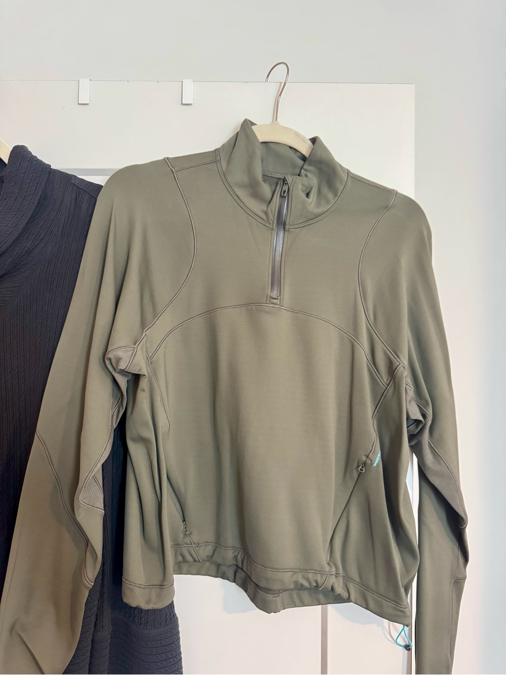 Lululemon Pullover & Quarter-Zip Athletic Pullover - Picture 2 of 3